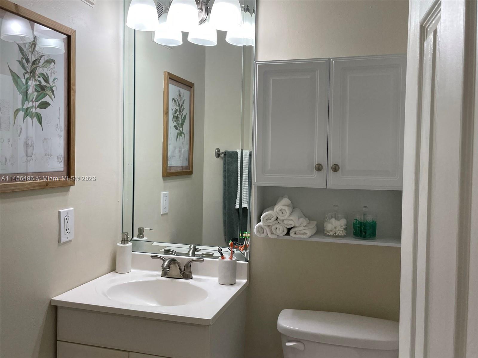 GABLES POINT III CONDO - Residential