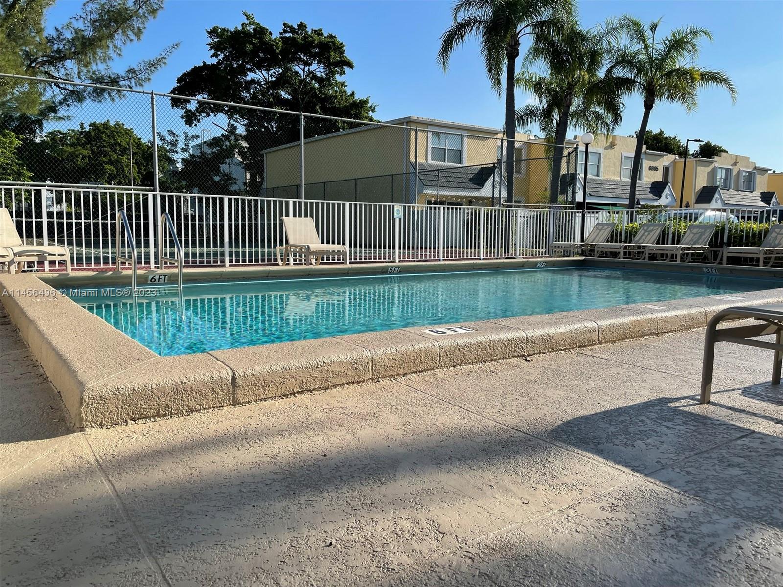 GABLES POINT III CONDO - Residential