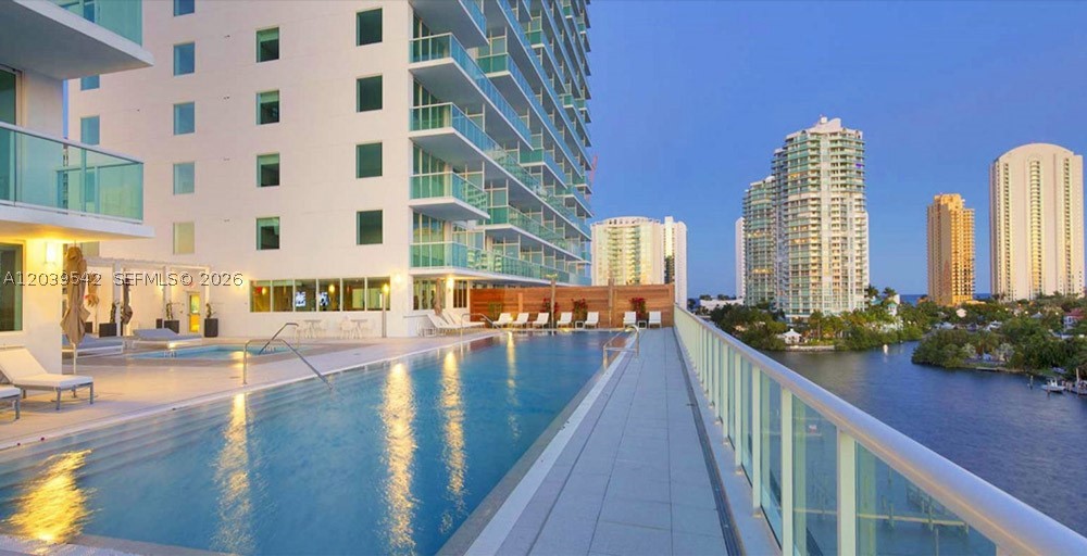 400 SUNNY ISLES CONDO EAS - Residential