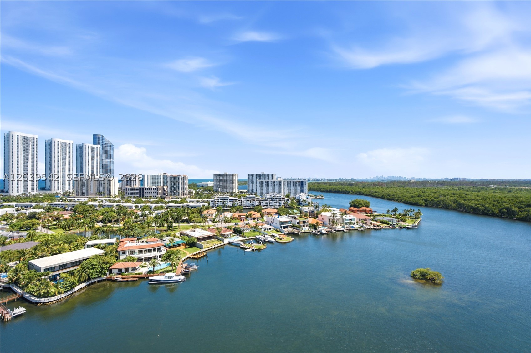 400 SUNNY ISLES CONDO EAS - Residential