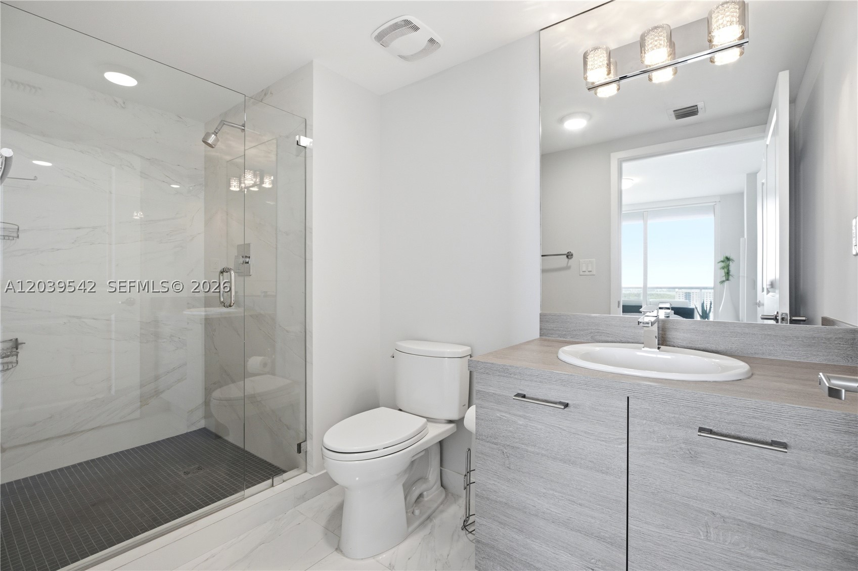 400 SUNNY ISLES CONDO EAS - Residential