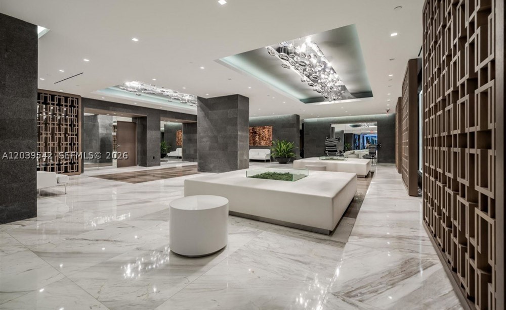 400 SUNNY ISLES CONDO EAS - Residential