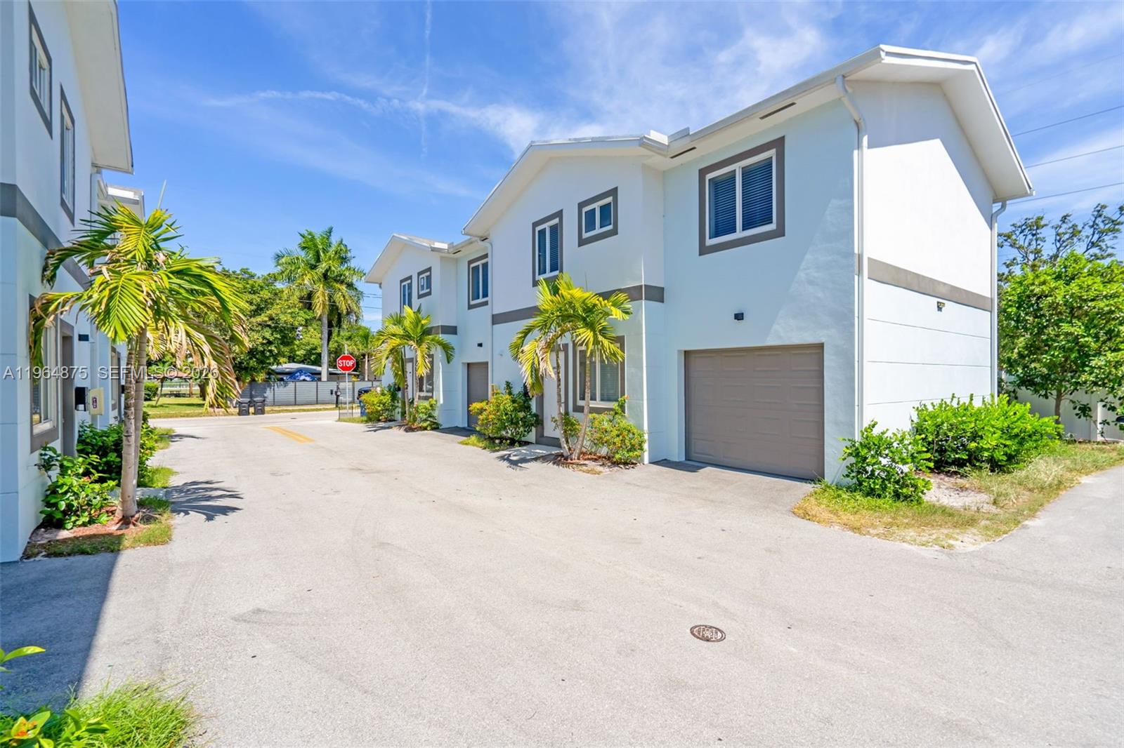 NORTH LAUDERDALE - Residential