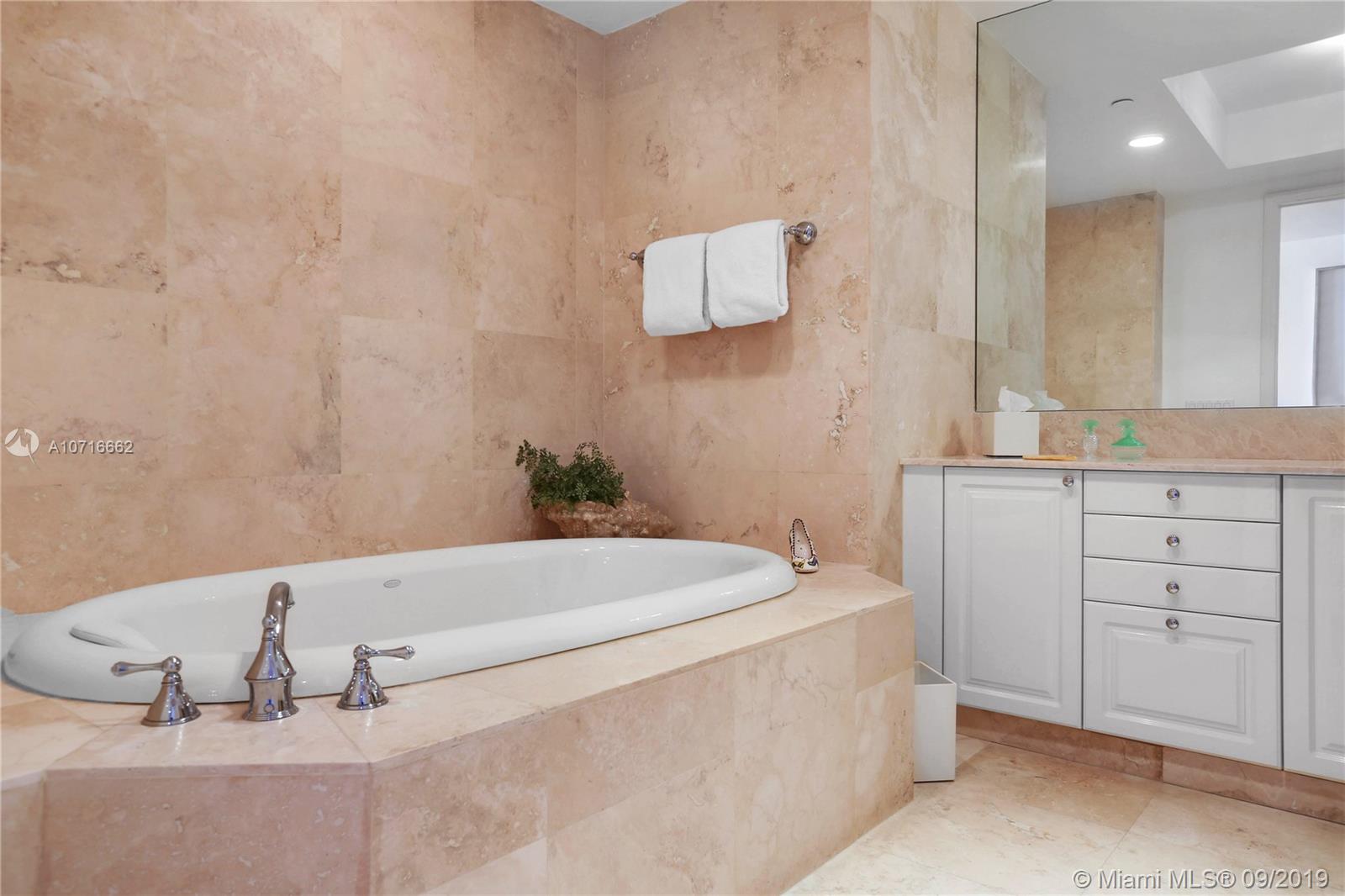 7400 OCEANSIDE AT FISHER - Residential