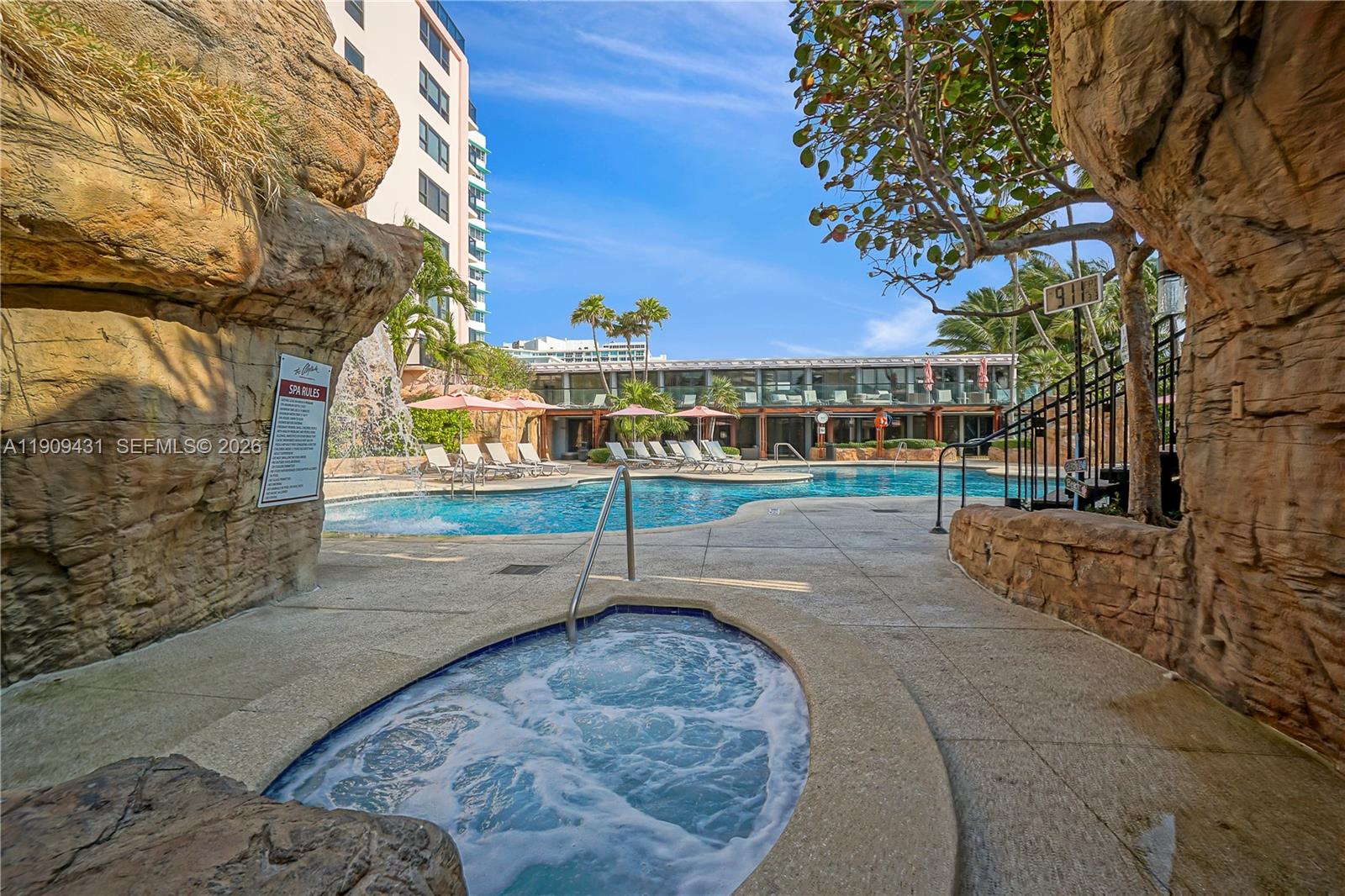 THE ALEXANDER CONDO - Residential