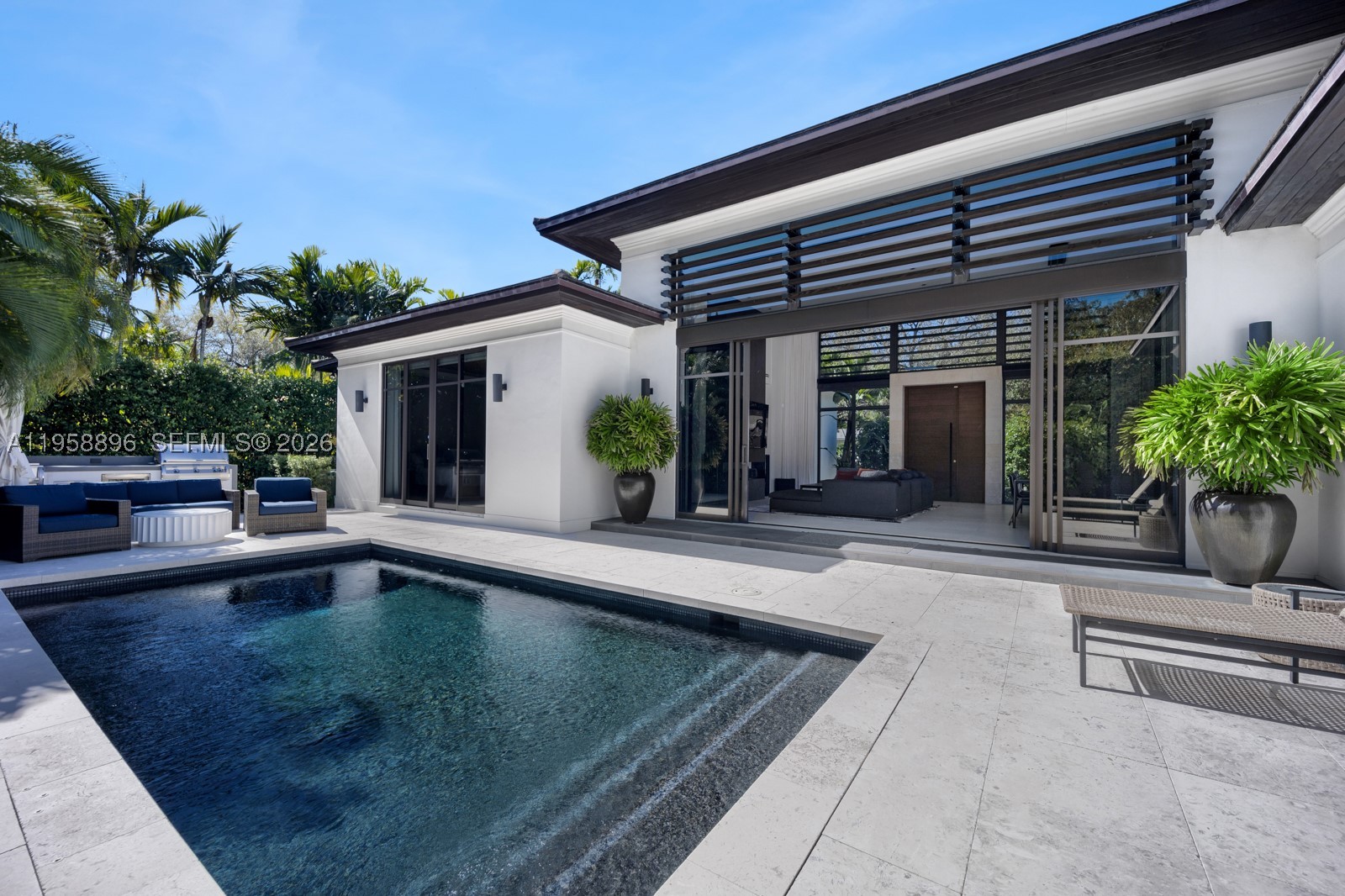 CORAL GABLES RIVIERA SEC - Residential