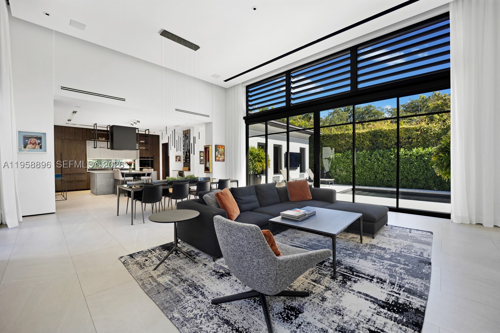 CORAL GABLES RIVIERA SEC - Residential