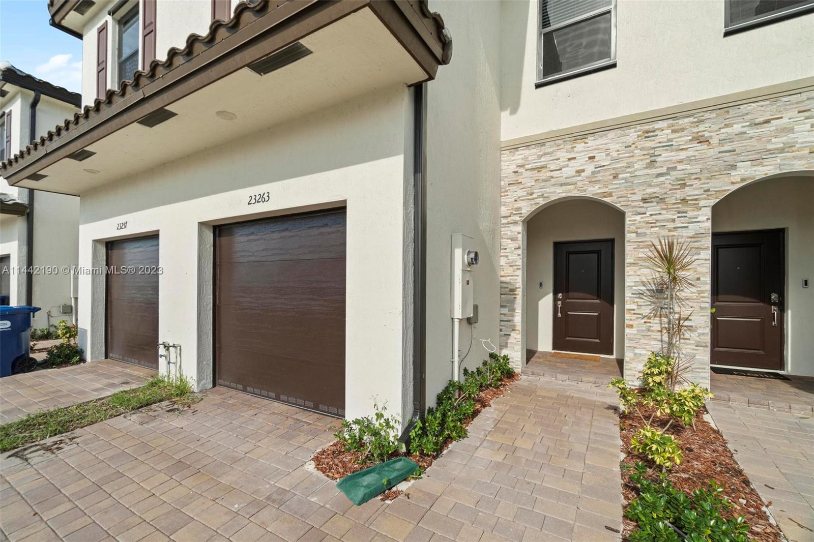 MC ESTATES SUBDIVISION - Residential Lease