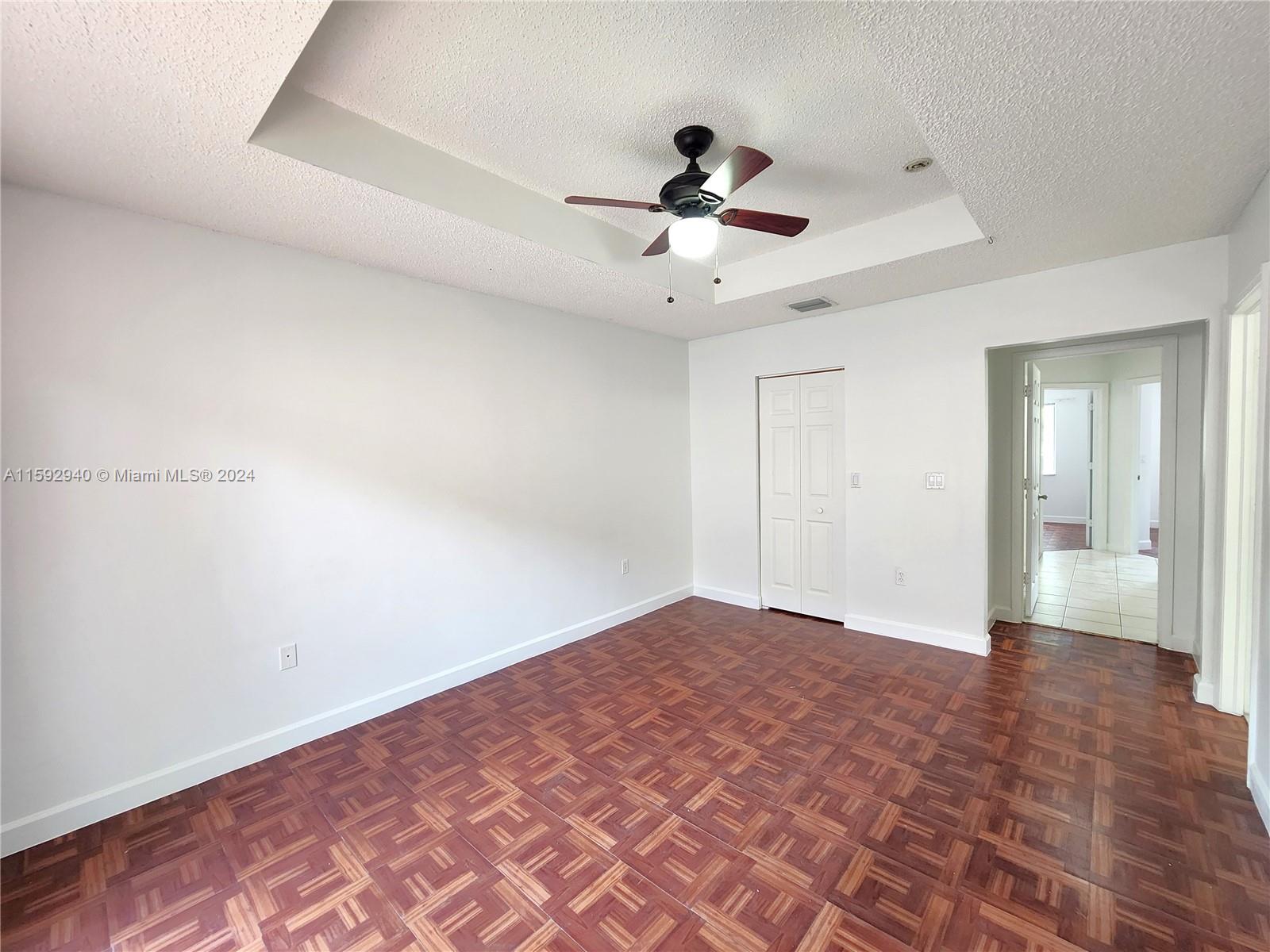 LAKES BY THE BAY SEC 8 - Residential