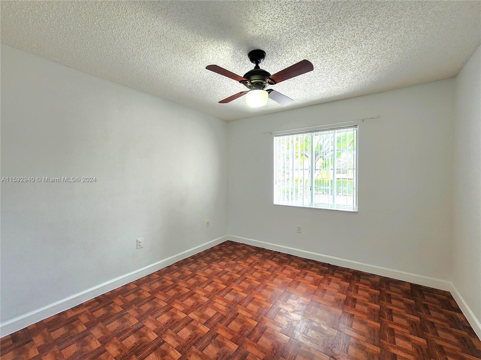 LAKES BY THE BAY SEC 8 - Residential