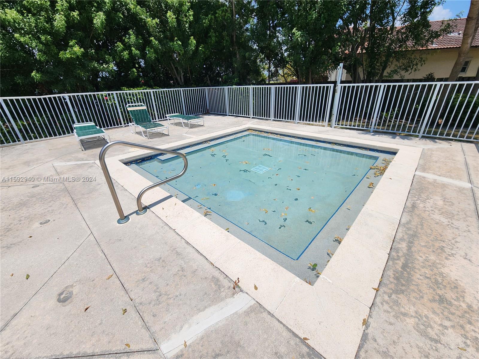 LAKES BY THE BAY SEC 8 - Residential