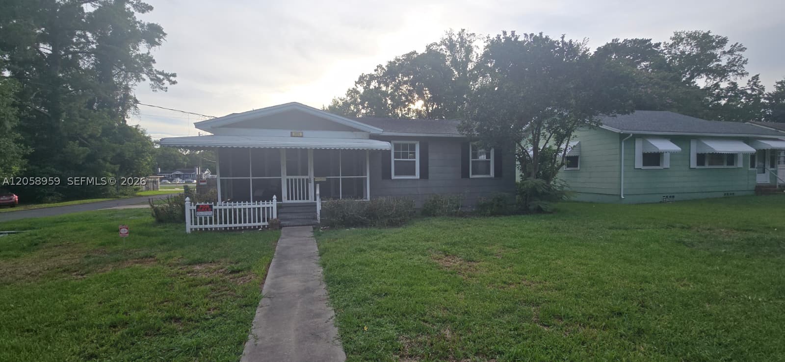 01090 PINEWOOD UNIT 01 - Residential