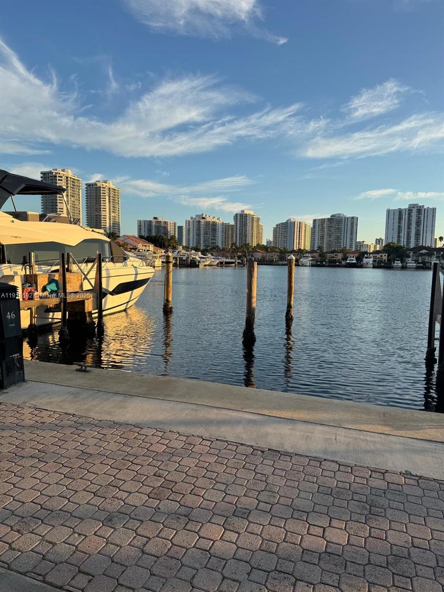 Great opportunity to lease 75’ boat slip in gated Waterways Marina in Aventura.Ocean and Ingtracoastal access with no fixed bridges. NO LIVE ABOARD, jet ski or charter pickup/drop off. Tenant pays utilities: water, electric and wi-fi.