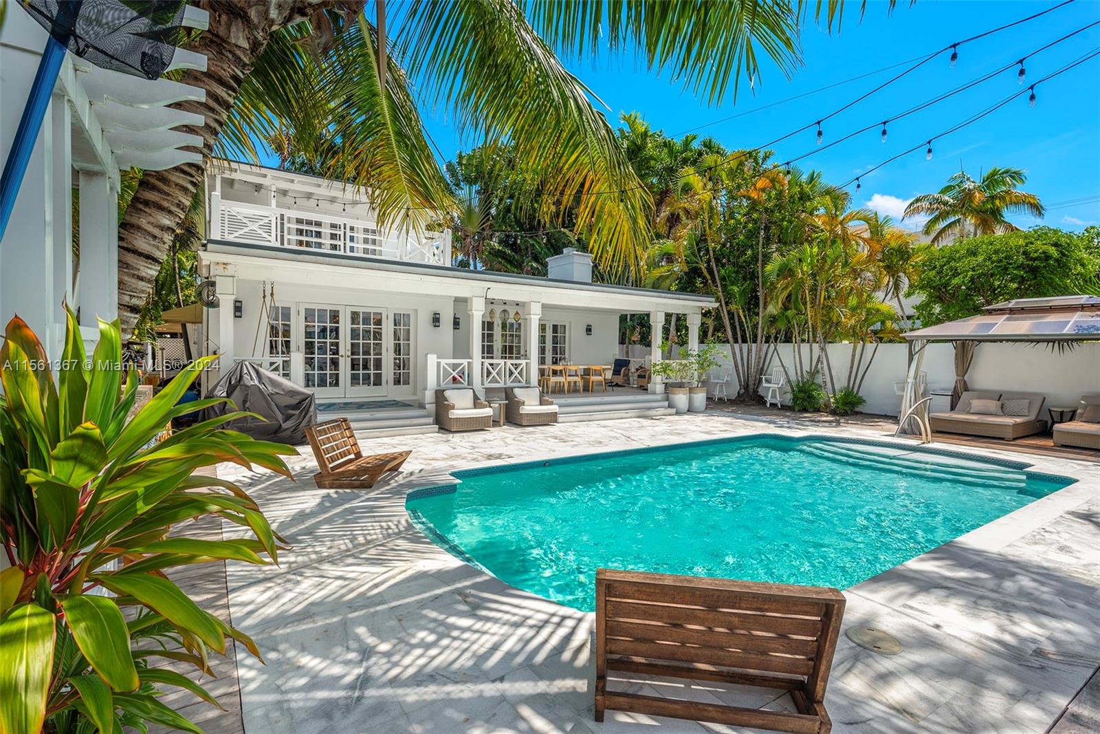 SAN MARINO ISLAND - Residential