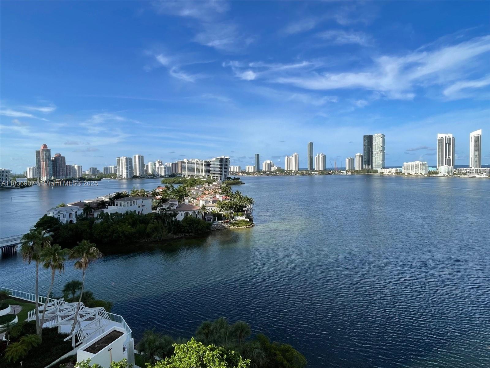 3000 ISL BLVD WILLIAMS IS - Residential