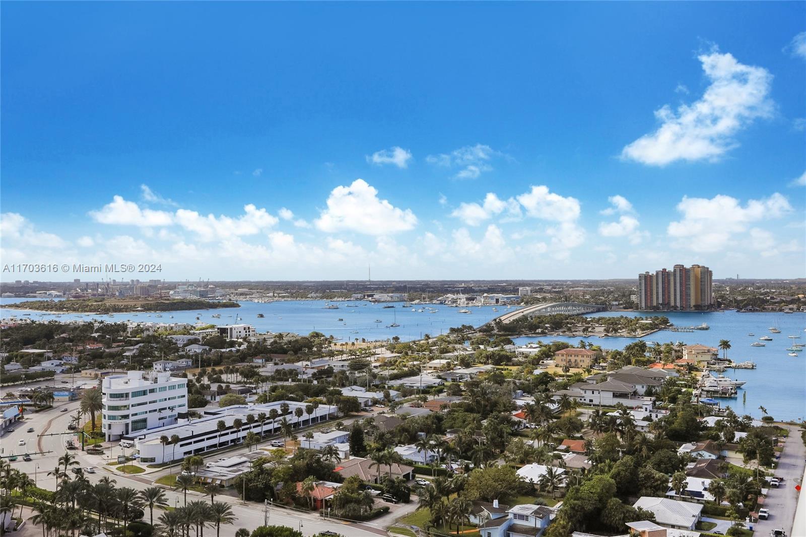 TIARA CONDO - Residential