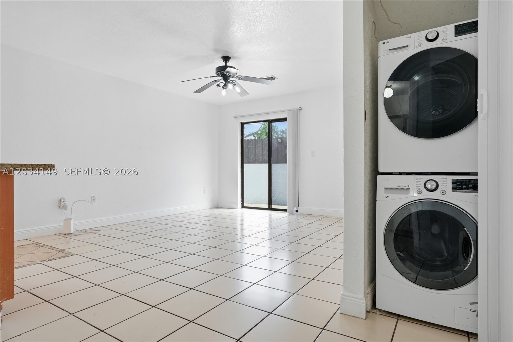 EL BATEY CONDO - Residential