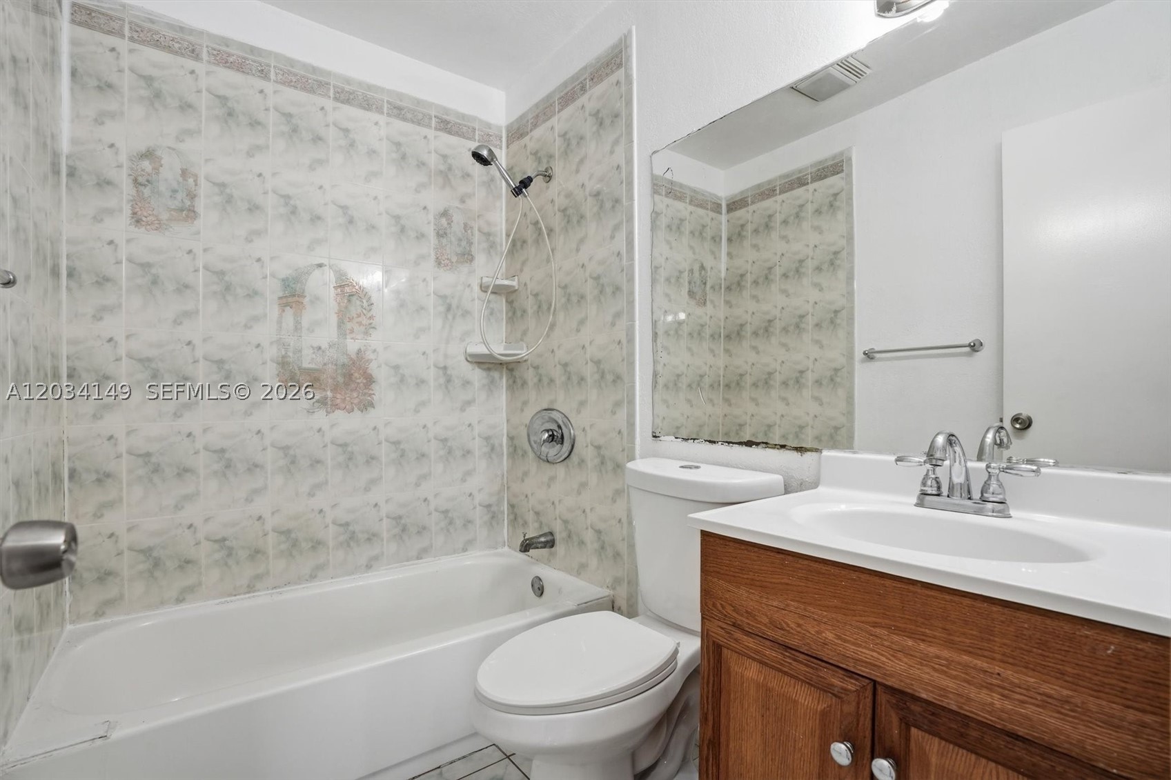 EL BATEY CONDO - Residential