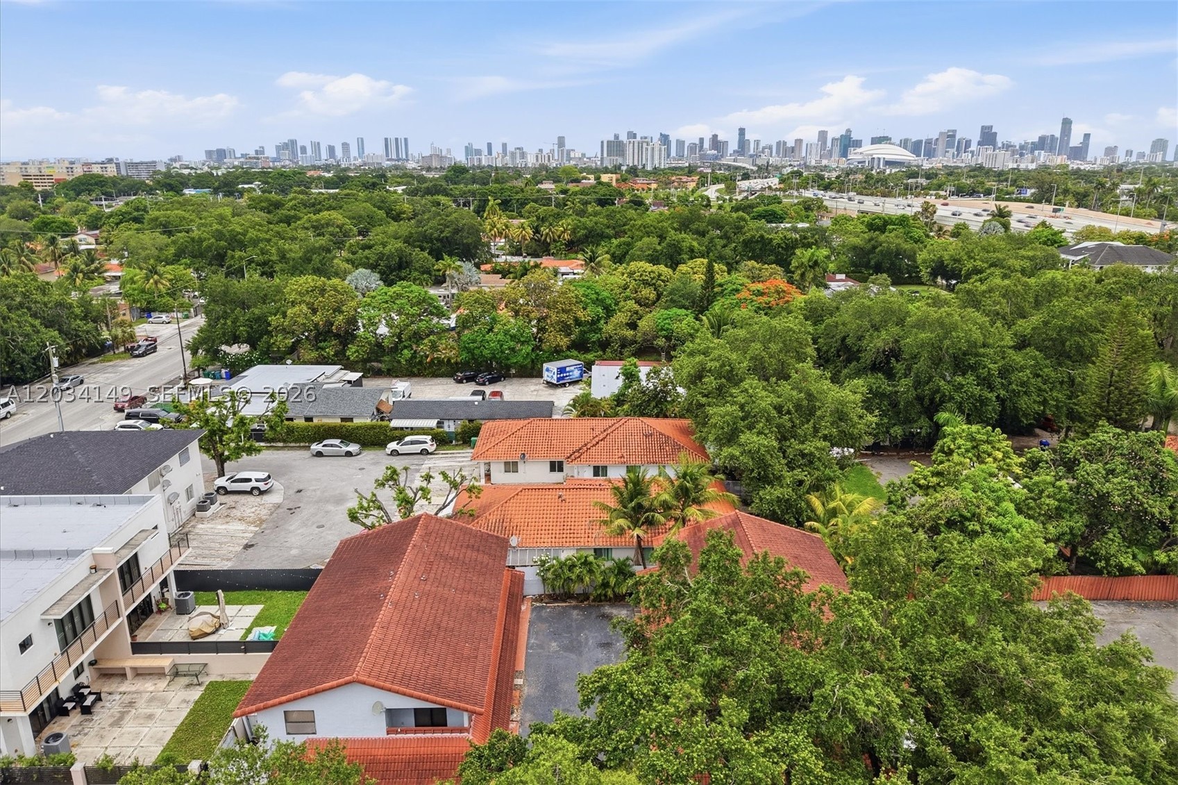 EL BATEY CONDO - Residential