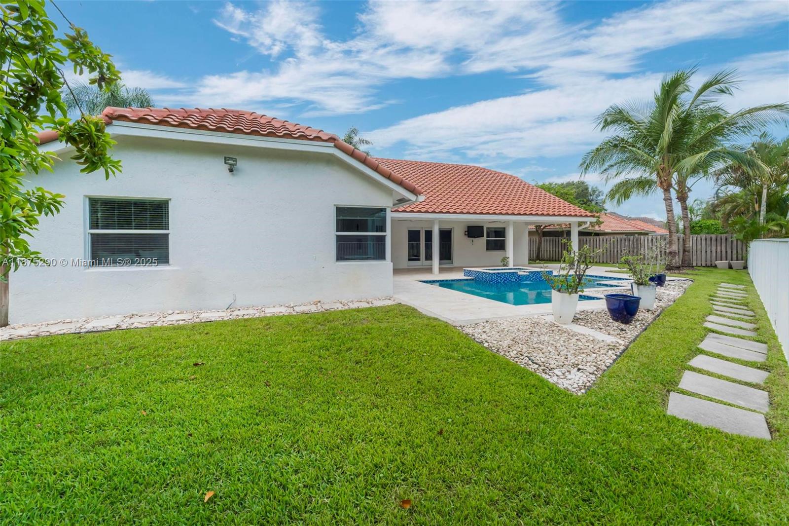 JACARANDA PARCEL 108 - Residential