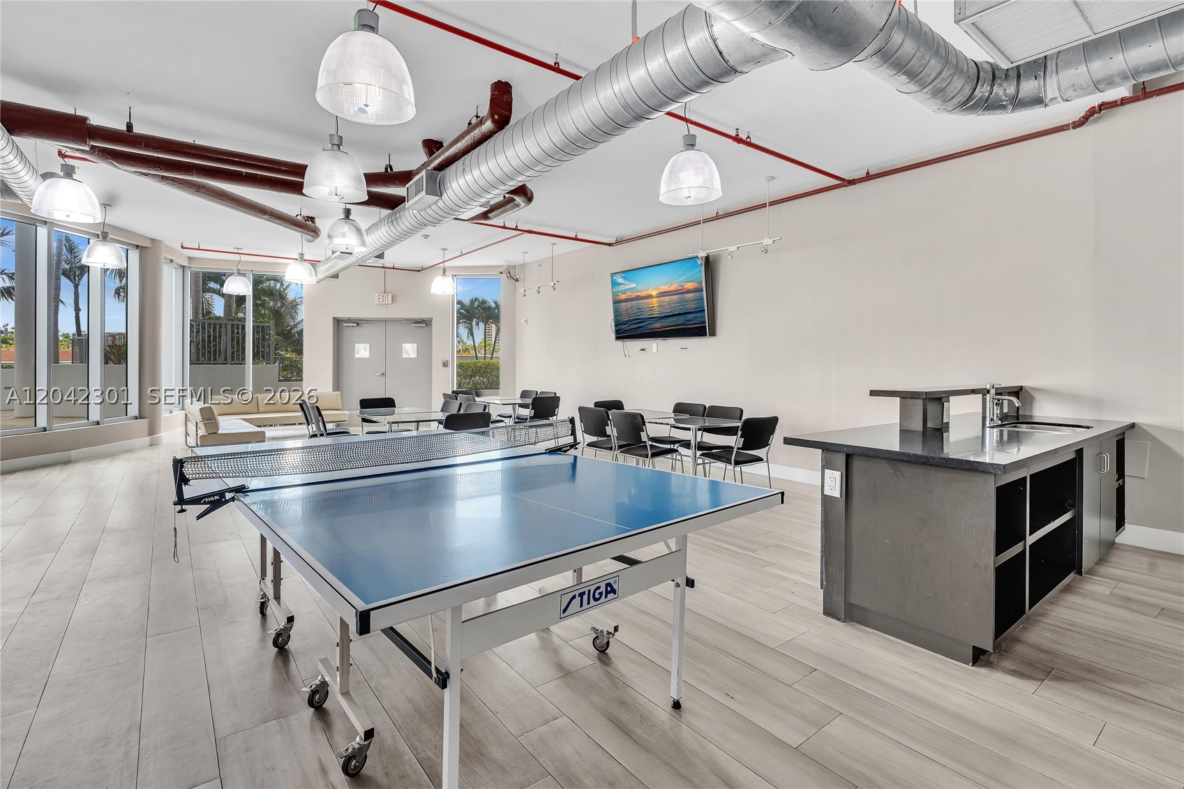 UPTOWN MARINA LOFTS CONDO - Residential