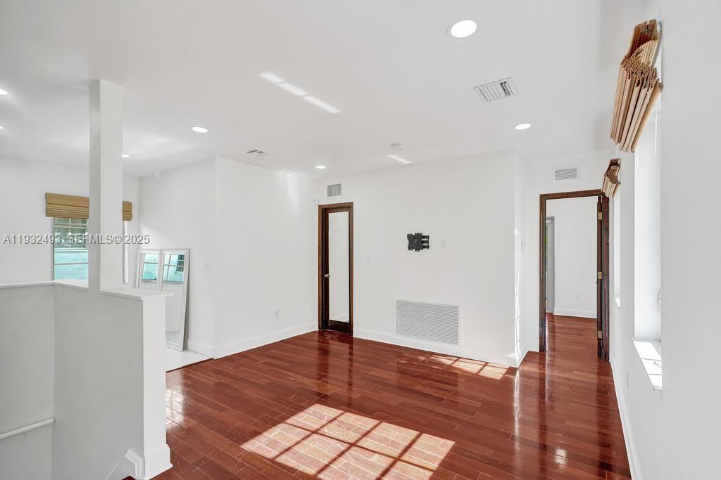 HARRIET COURT CONDO - Residential Lease