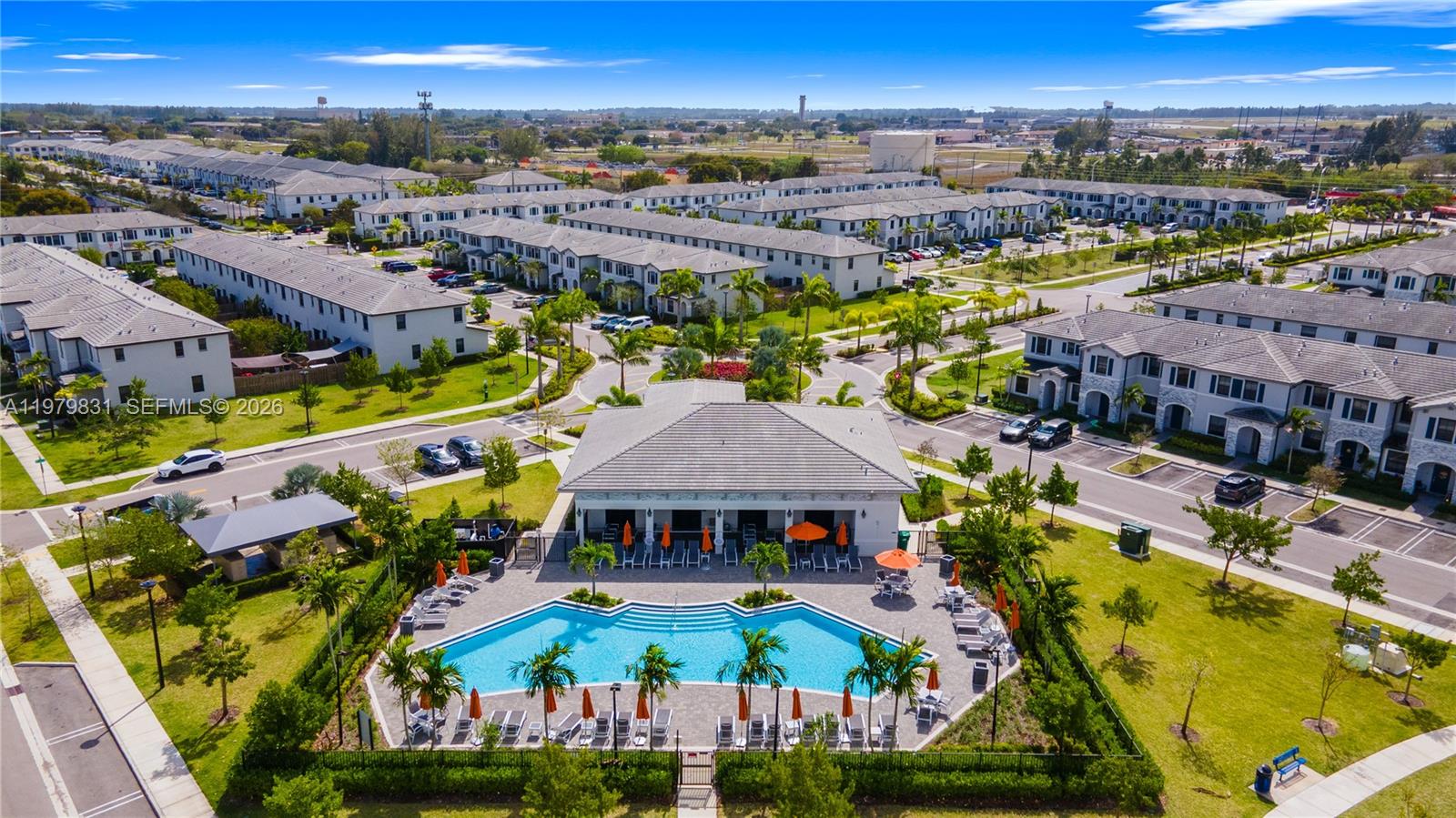 PINE ISLE - Residential