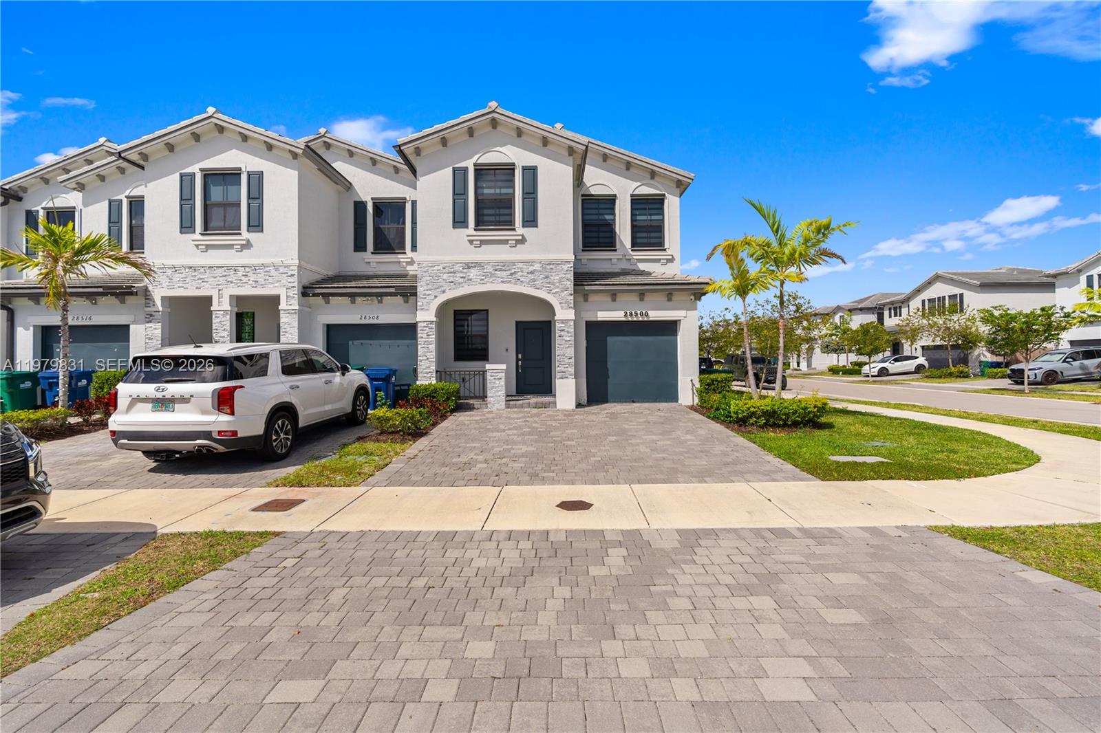 PINE ISLE - Residential