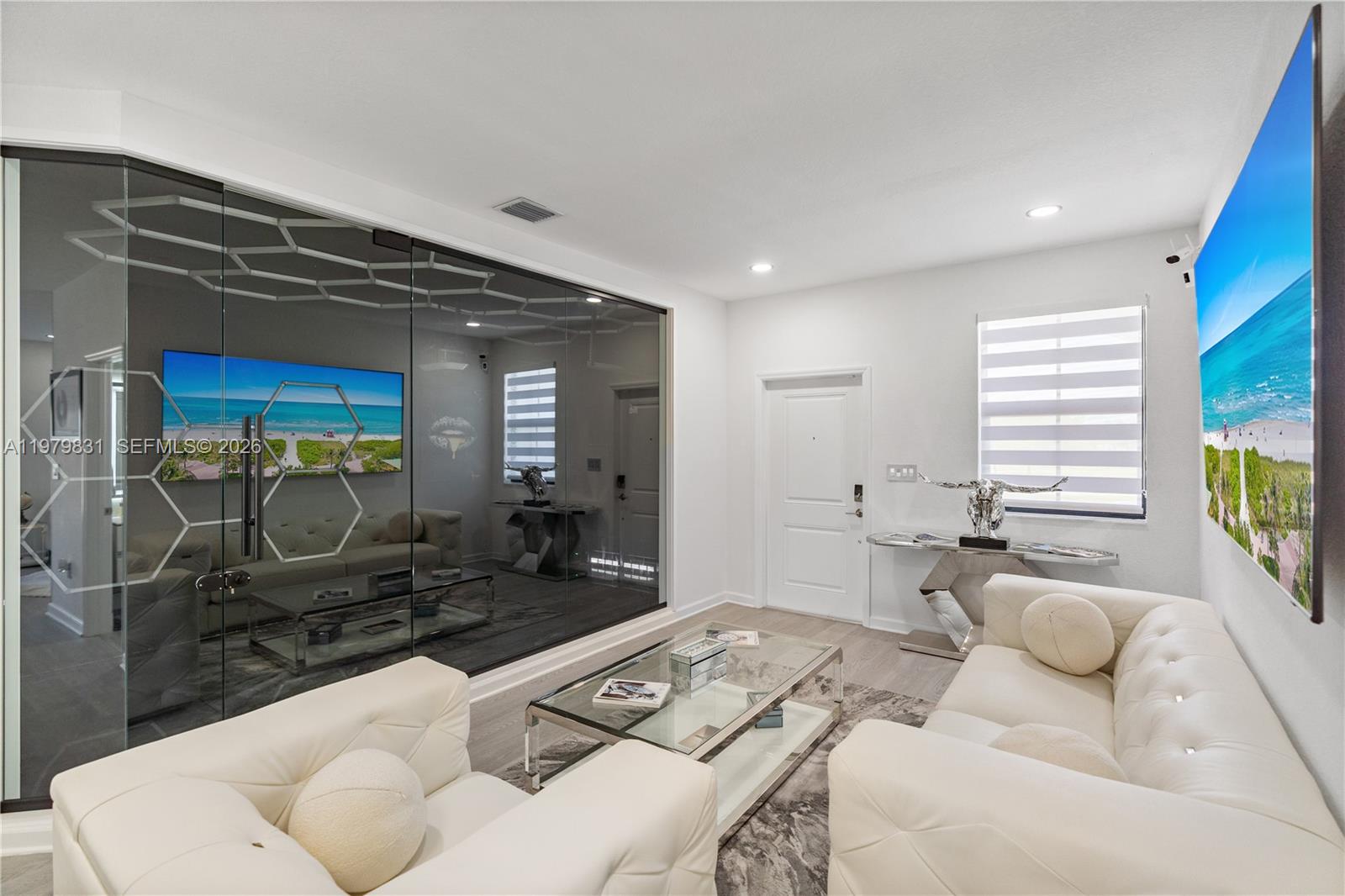 PINE ISLE - Residential