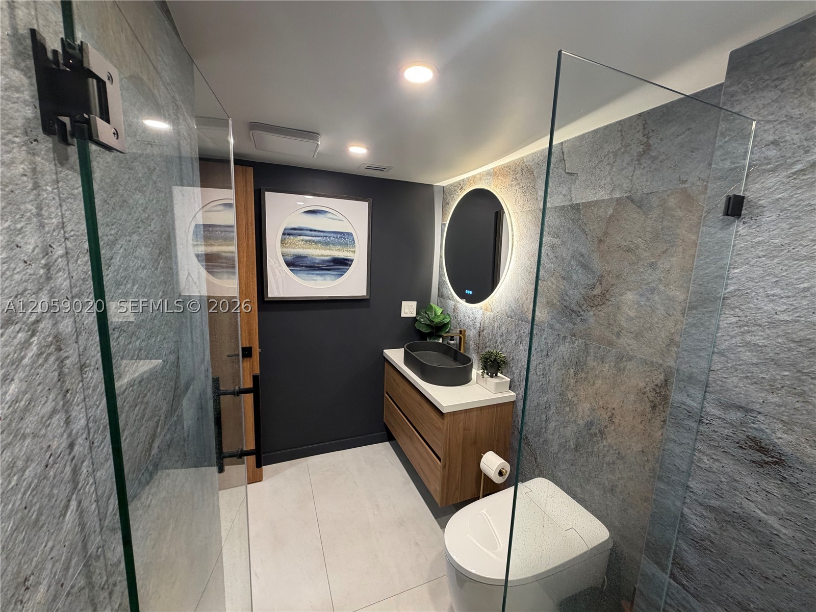 FLAMENCO CONDO - TOWER I - Residential