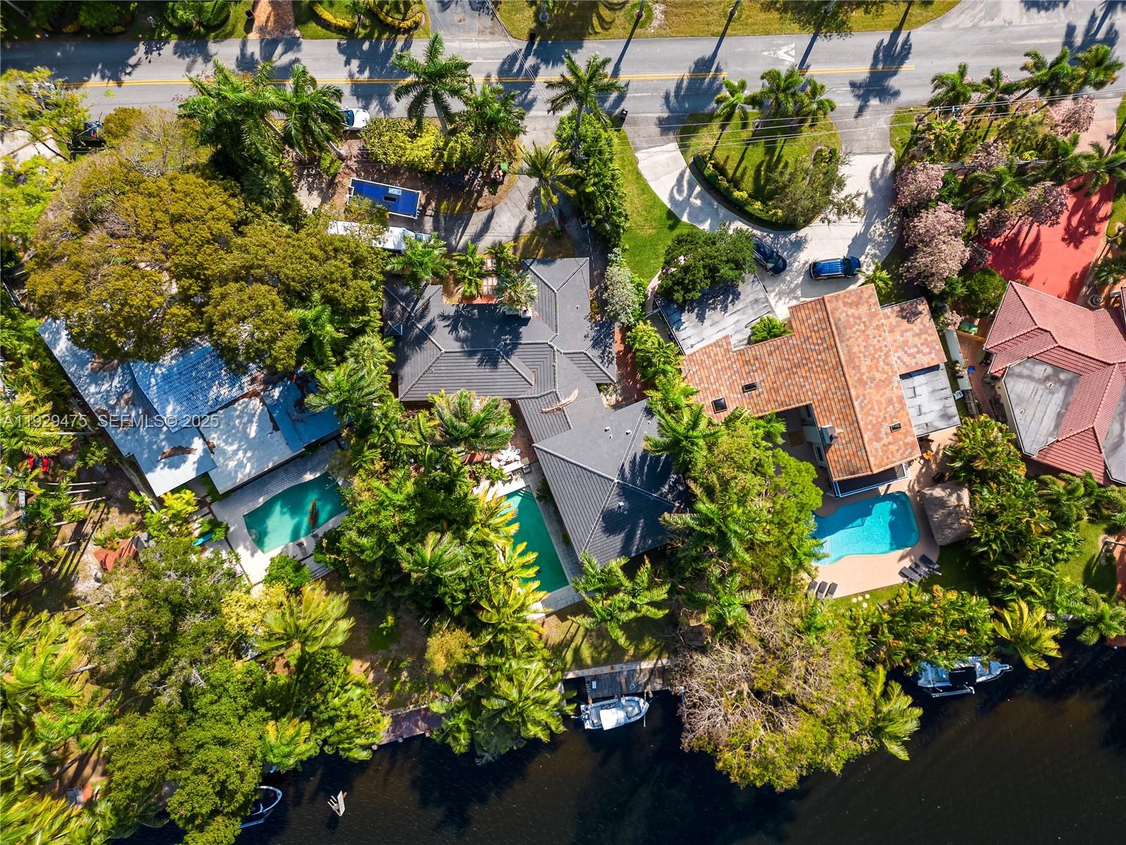 BEACH WAY HEIGHTS UNIT - Residential