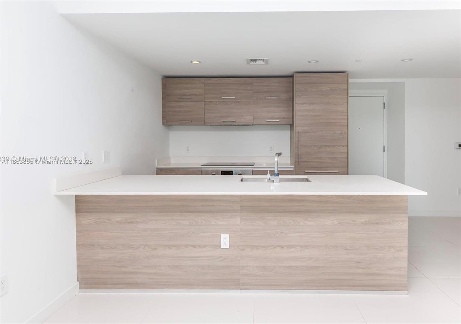 1300 S MIAMI AVENUE CONDO - Residential