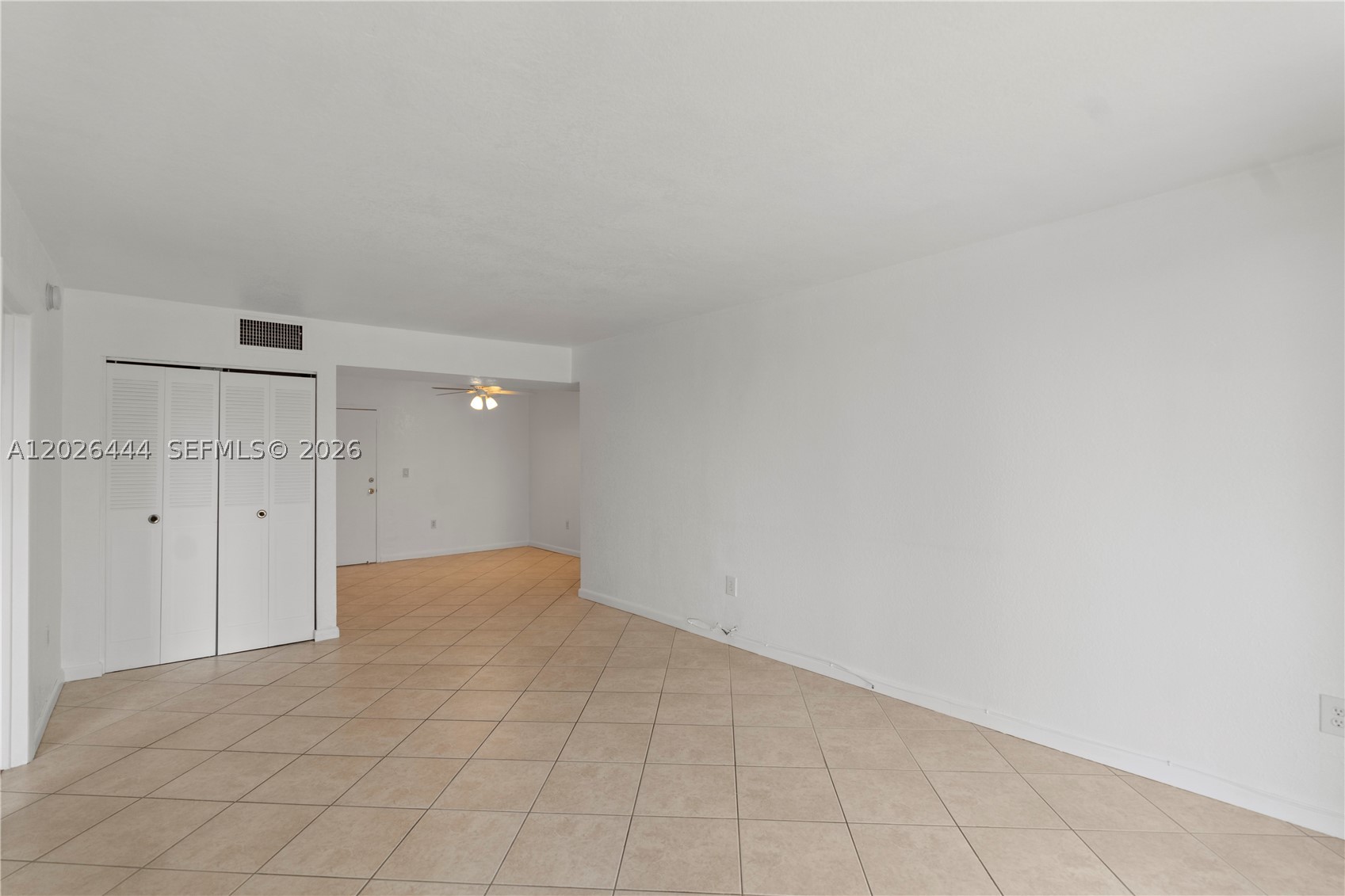 OMEGA CONDO NO 3 - Residential