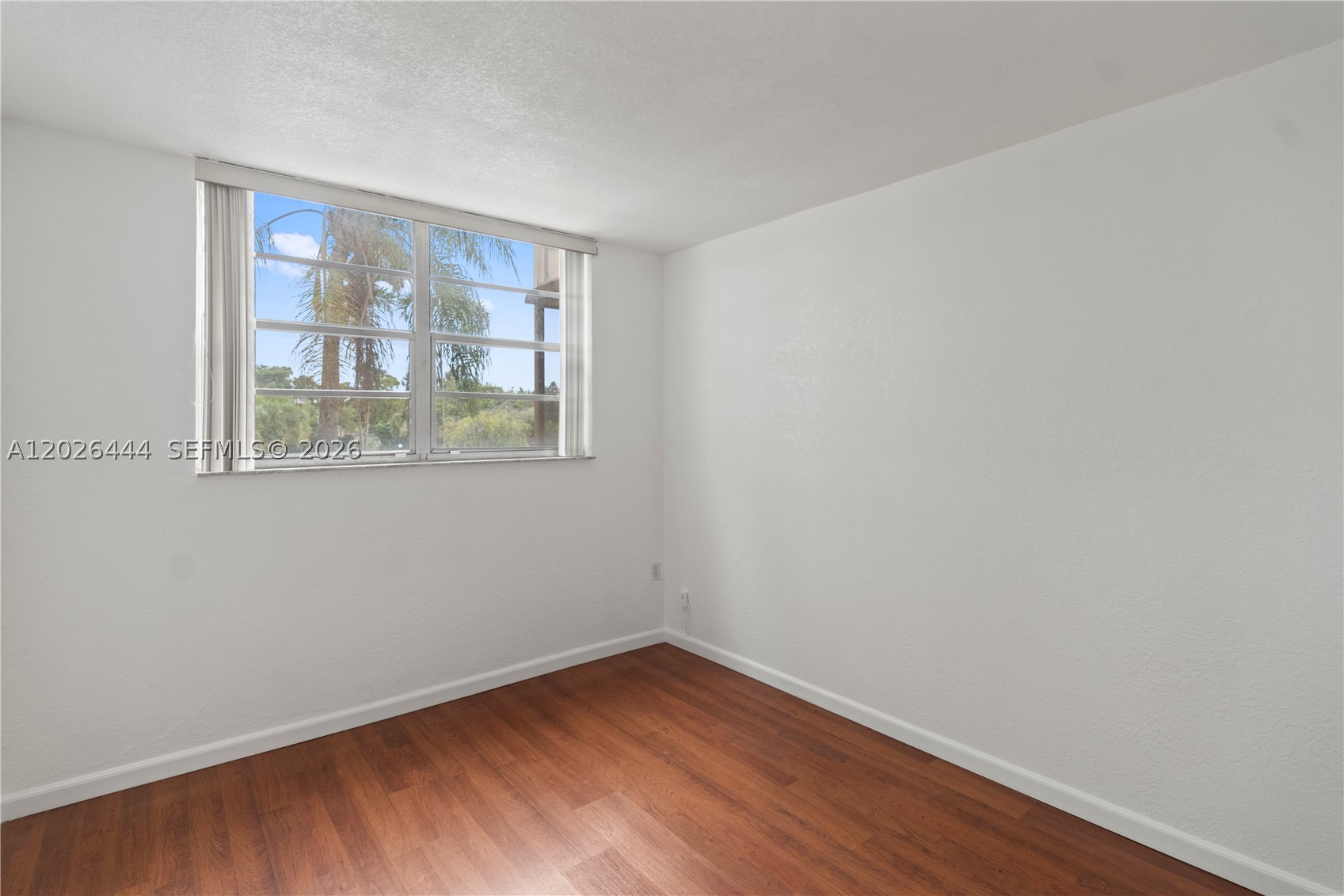 OMEGA CONDO NO 3 - Residential