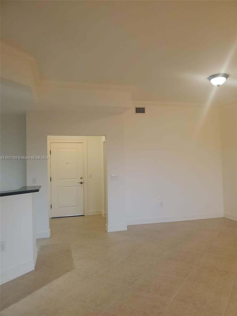 WESTON 55 PLUS CONDO - Residential Lease