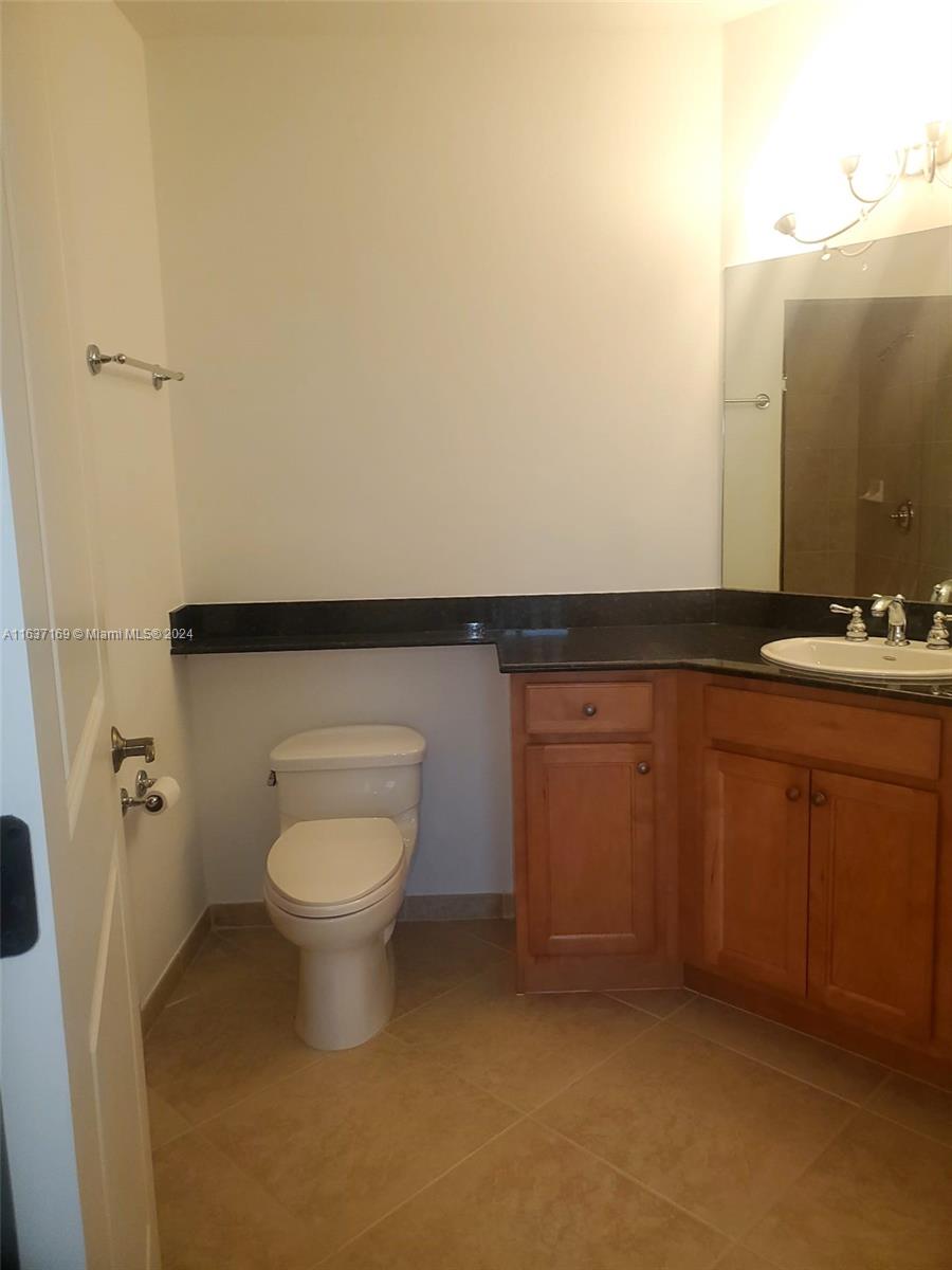 WESTON 55 PLUS CONDO - Residential Lease