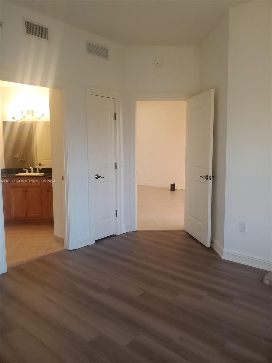 WESTON 55 PLUS CONDO - Residential Lease