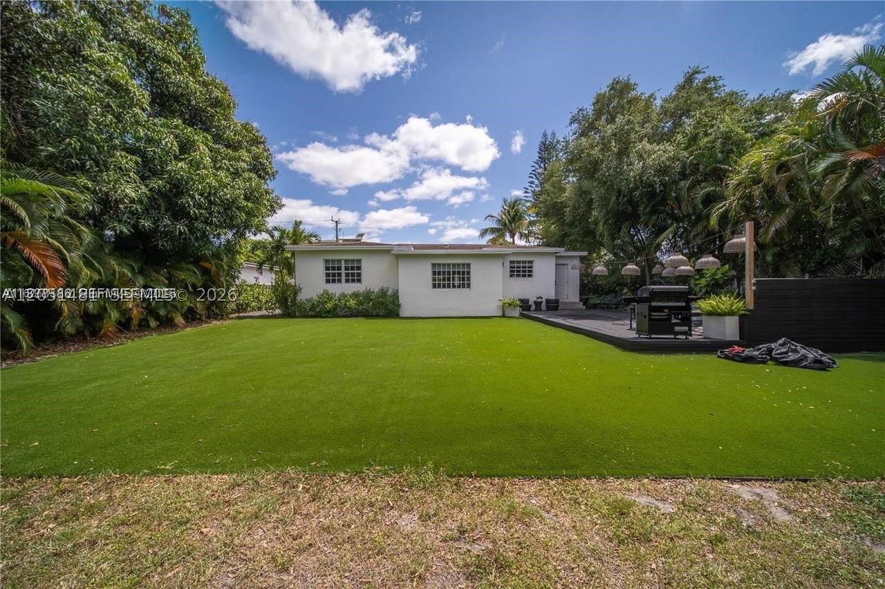 GRIFFING BISCAYNE PK EST - Residential Lease