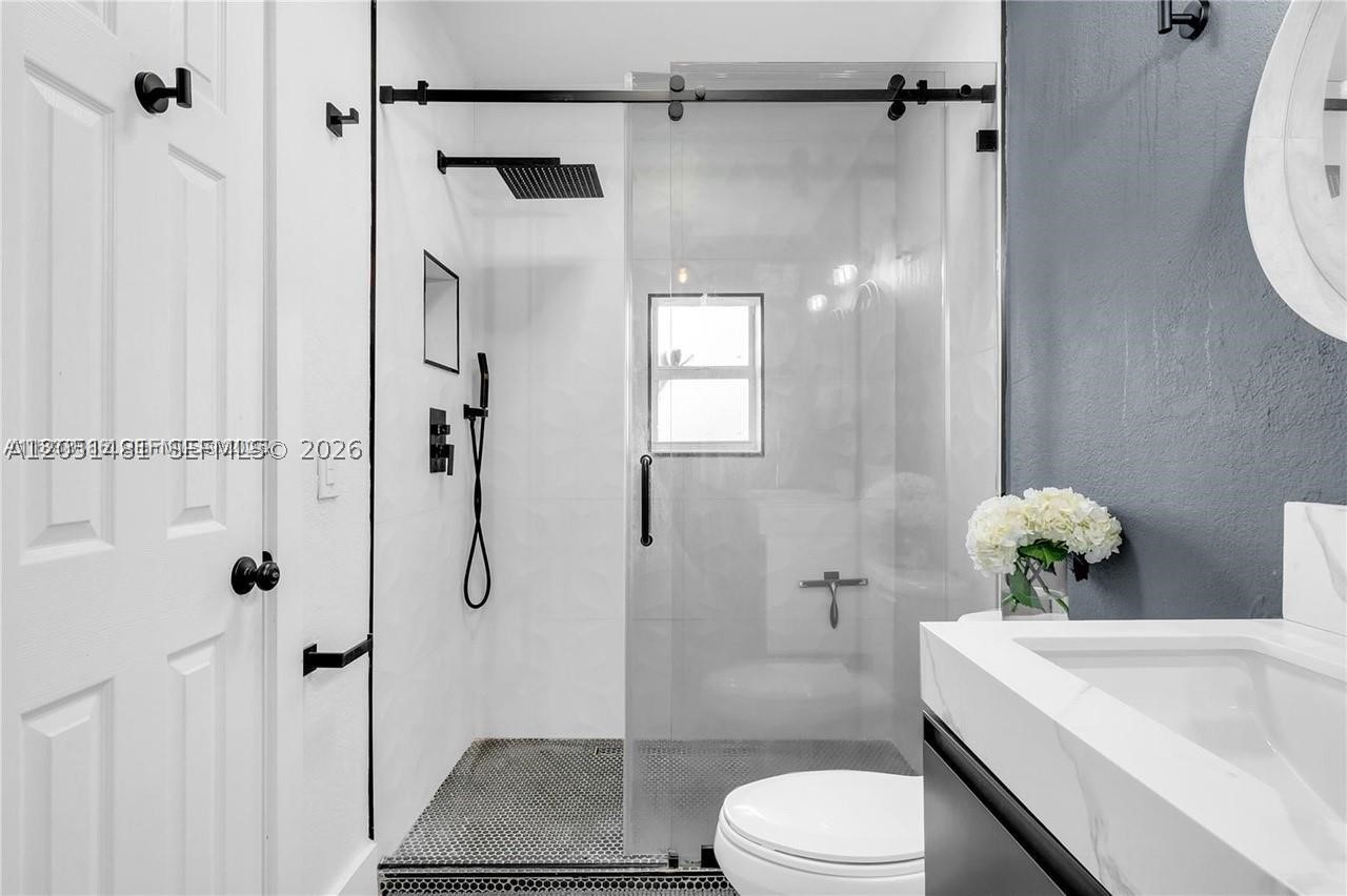 GRIFFING BISCAYNE PK EST - Residential Lease