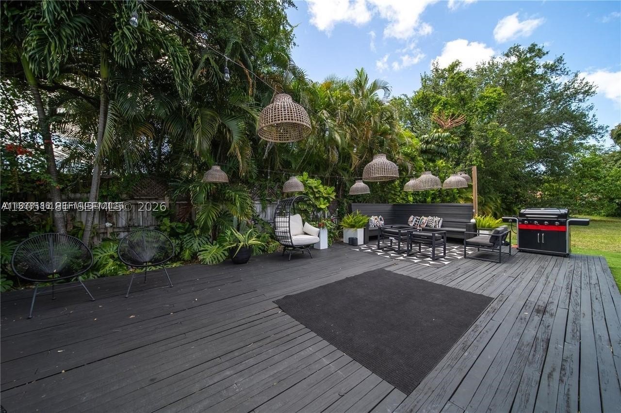 GRIFFING BISCAYNE PK EST - Residential Lease