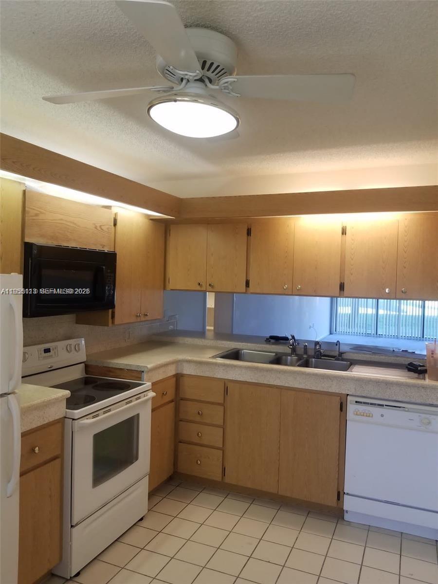 WHITEHALL VILLAGE - Residential
