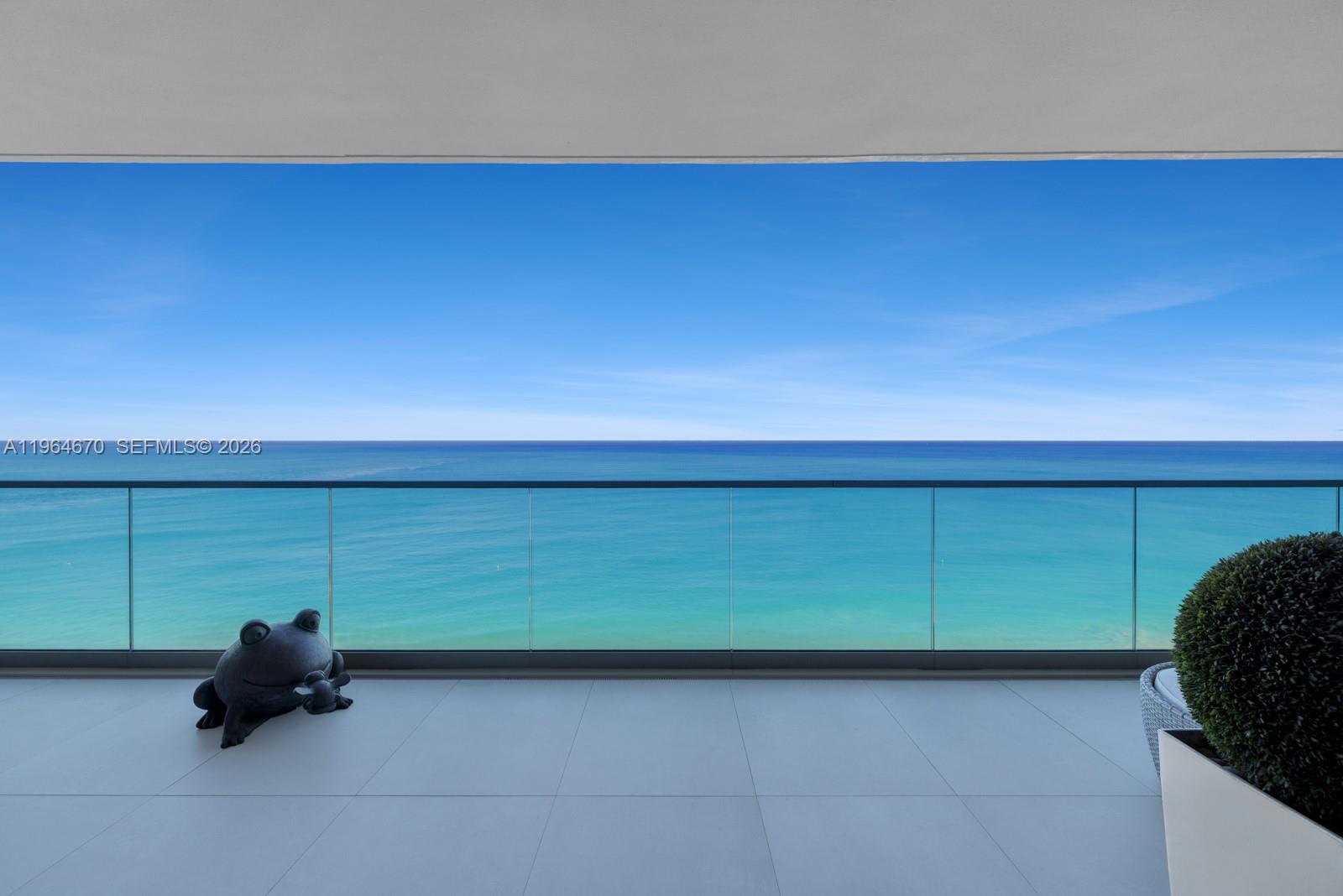 OCEANA BAL HARBOUR CONDO - Residential