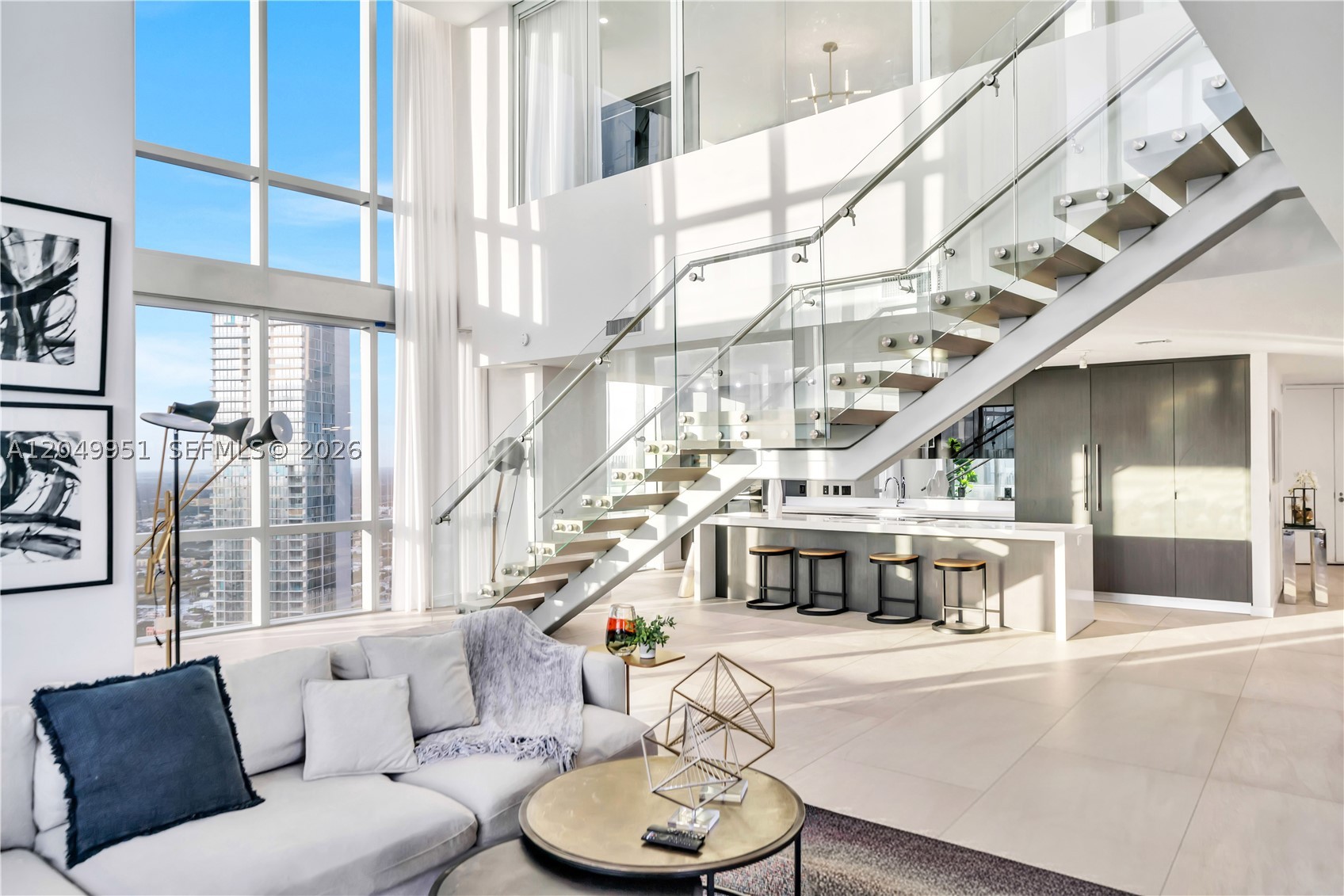 PARAMOUNT MIAMI WORLDCEN - Residential