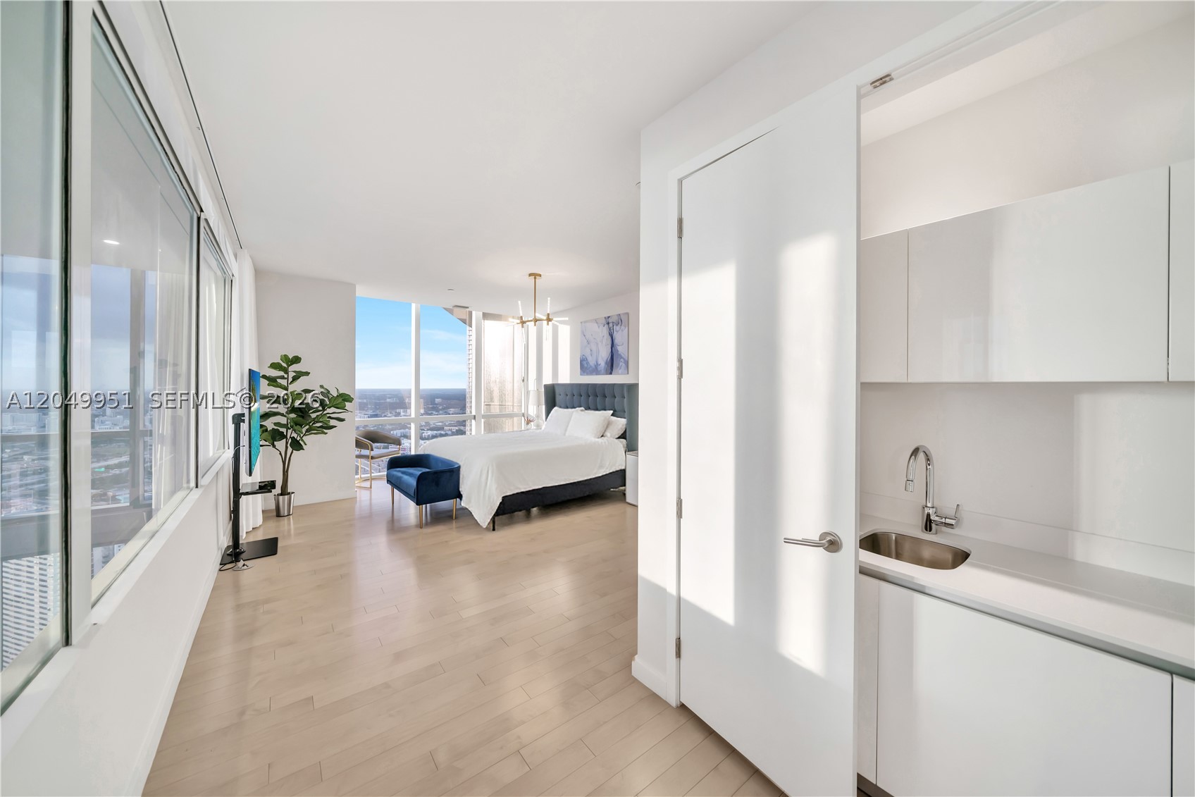 PARAMOUNT MIAMI WORLDCEN - Residential