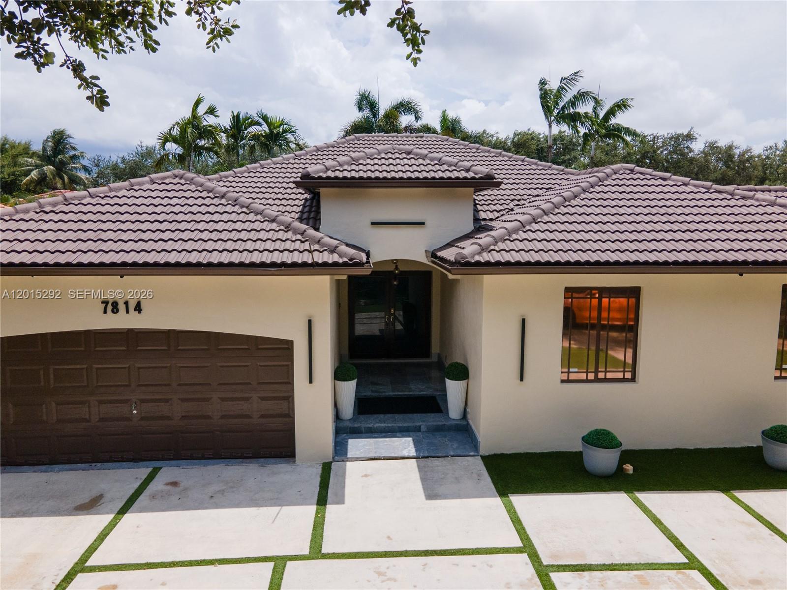 Beautiful pool home located in the prestigious Royal Oaks community in Miami Lakes. This stunning property features 4 spacious bedrooms, including a majestic master suite, and 2 fully renovated bathrooms. The home offers a modern Italian-style kitchen fully equipped with high-end finishes and appliances, perfect for both everyday living and entertaining. Enjoy the Florida lifestyle with an outdoor kitchen designed for family gatherings and weekend entertainment. Spacious 2-car garage, excellent layout, and prime location close to top schools, shopping, restaurants, and major highways. A true gem in one of Miami Lakes’ most desirable neighborhoods.