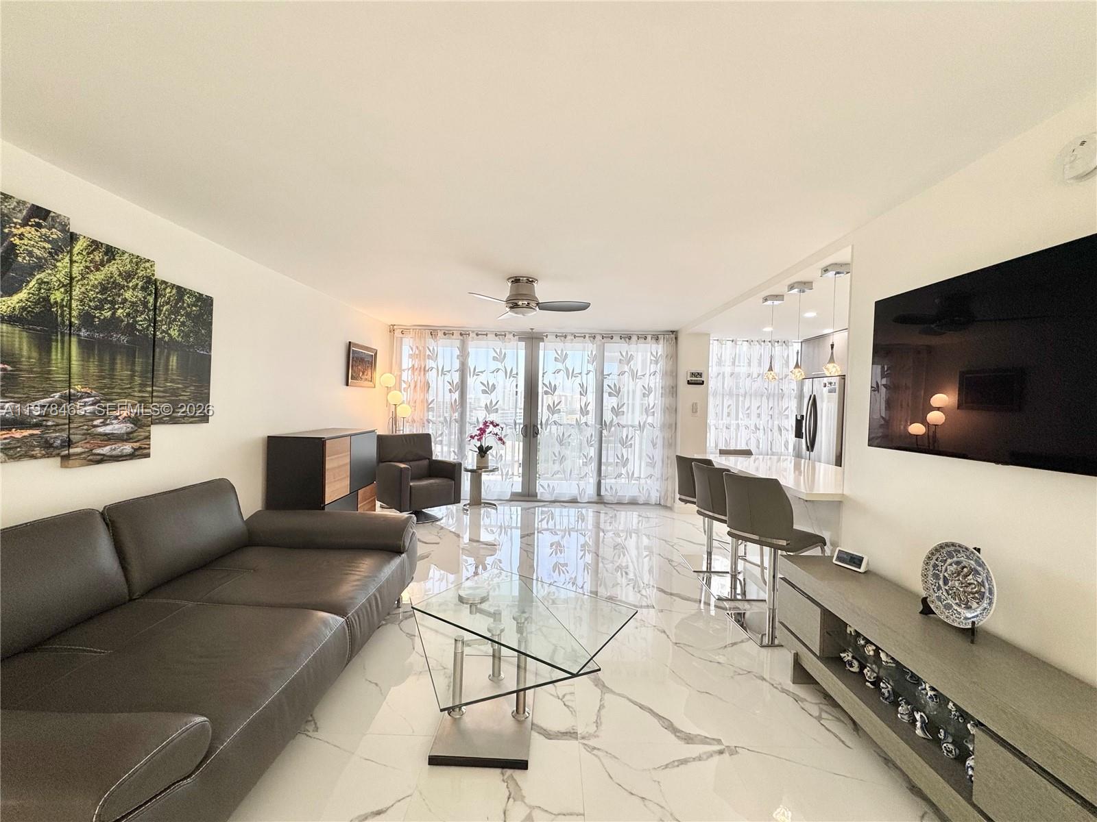 WINSTON TOWERS 400 CONDO - Residential