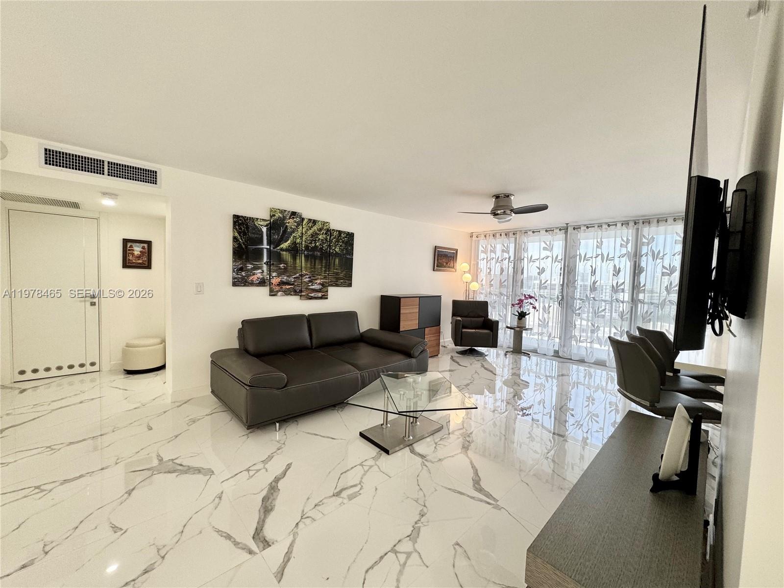 WINSTON TOWERS 400 CONDO - Residential
