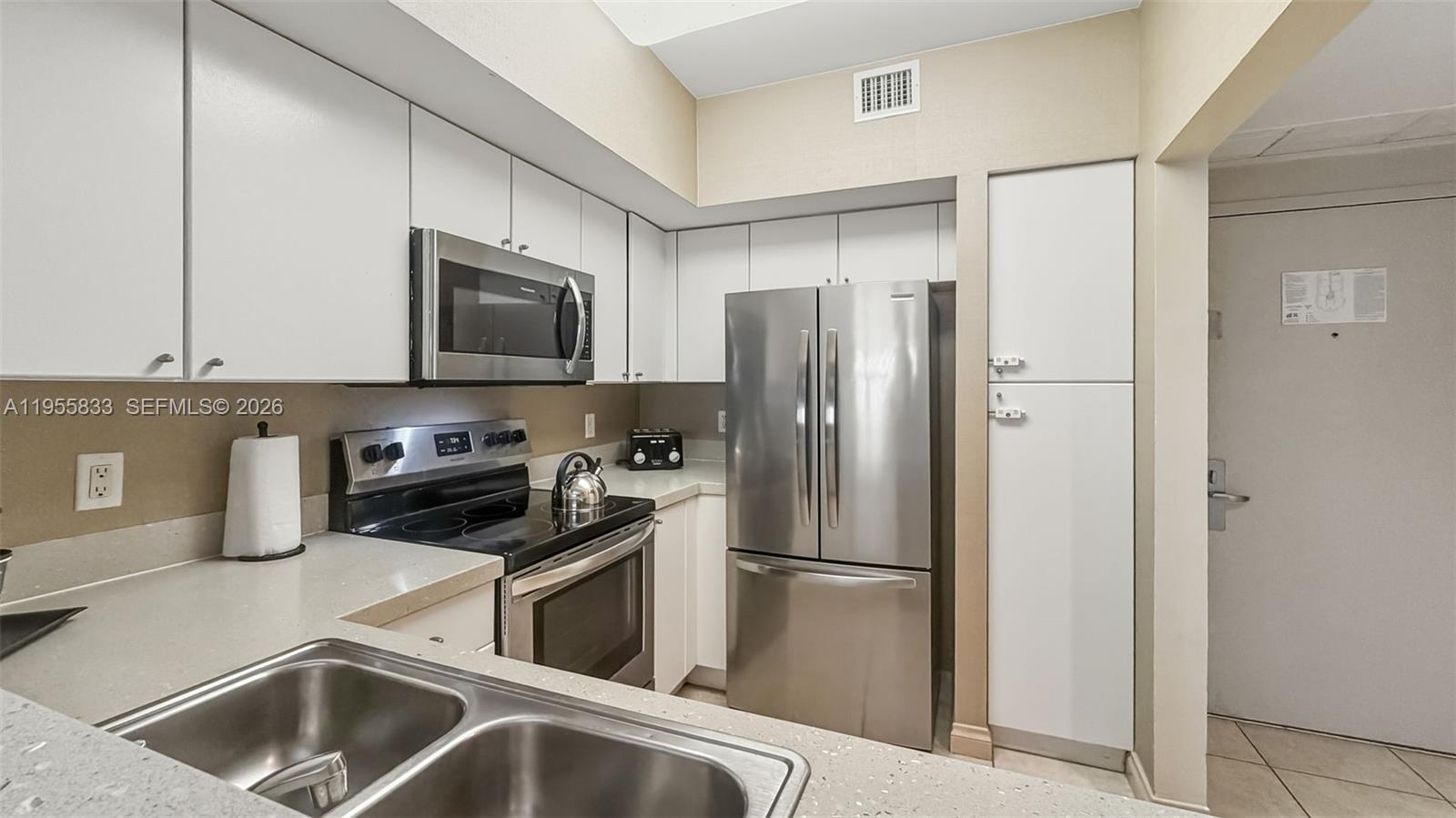 OCEAN POINT BEACH CLUB CO - Residential