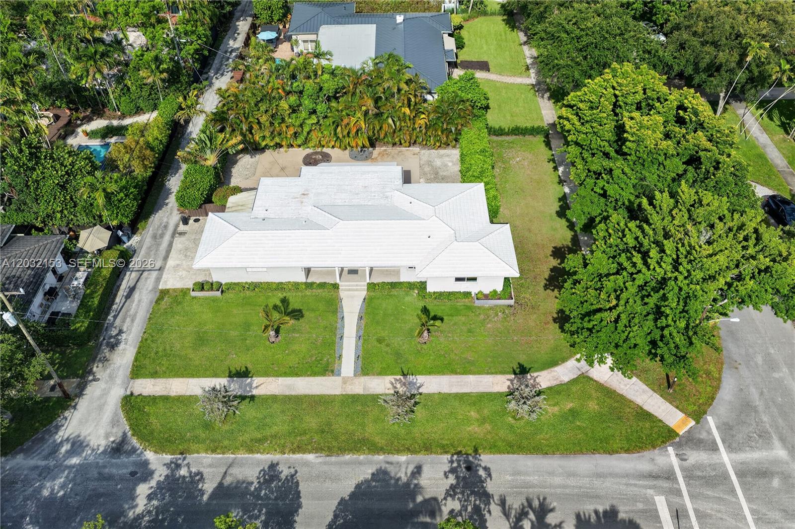 MIAMI SHORES SEC 1 AMD - Residential Lease
