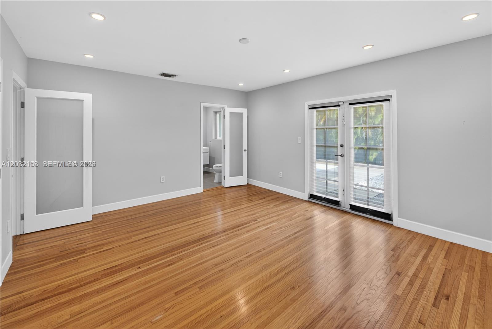 MIAMI SHORES SEC 1 AMD - Residential Lease